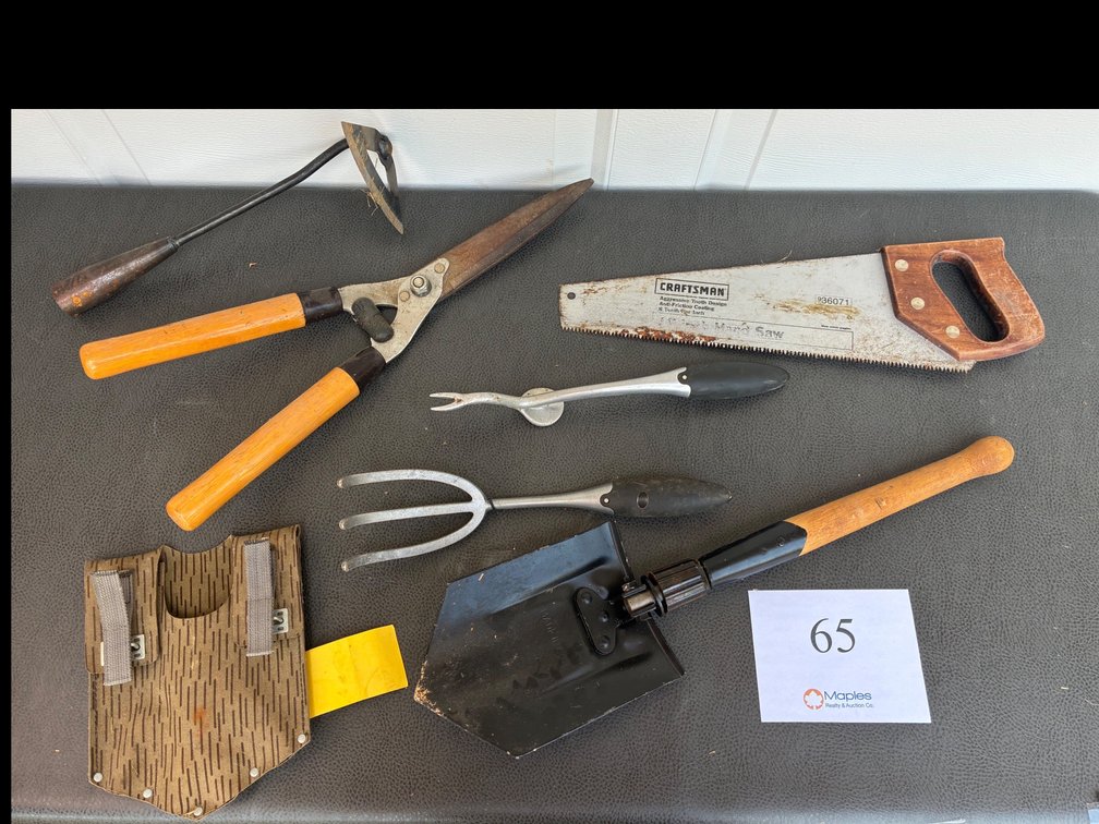 Hand Tools / Survival Shovel