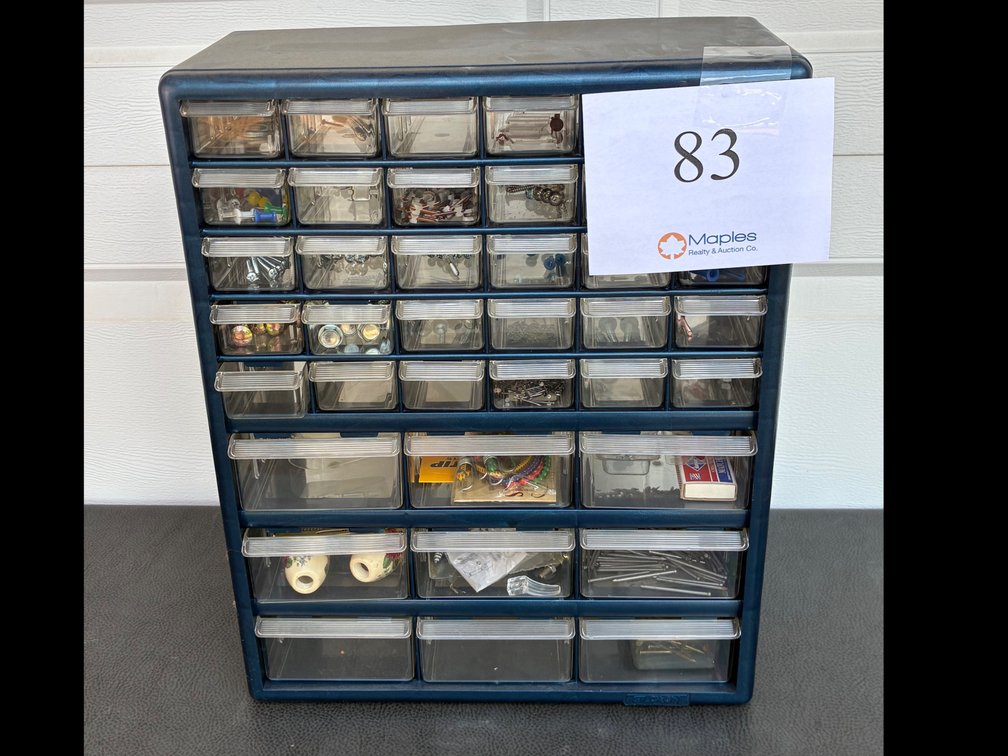 Hardware Organizer with Hardware