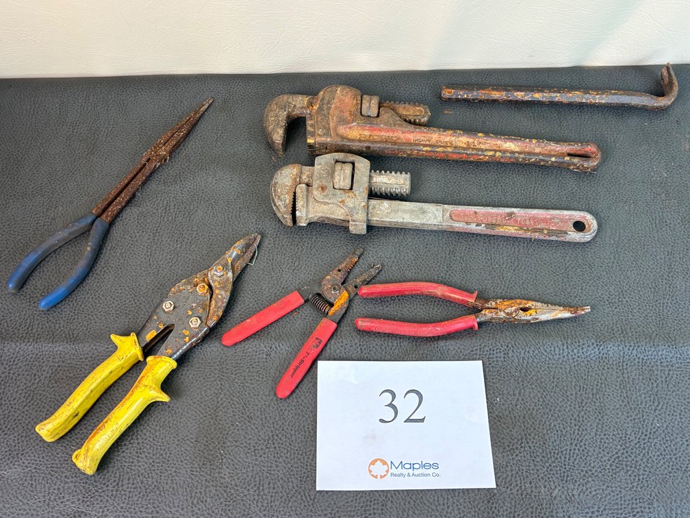 Pilers, Pipe Wrenches