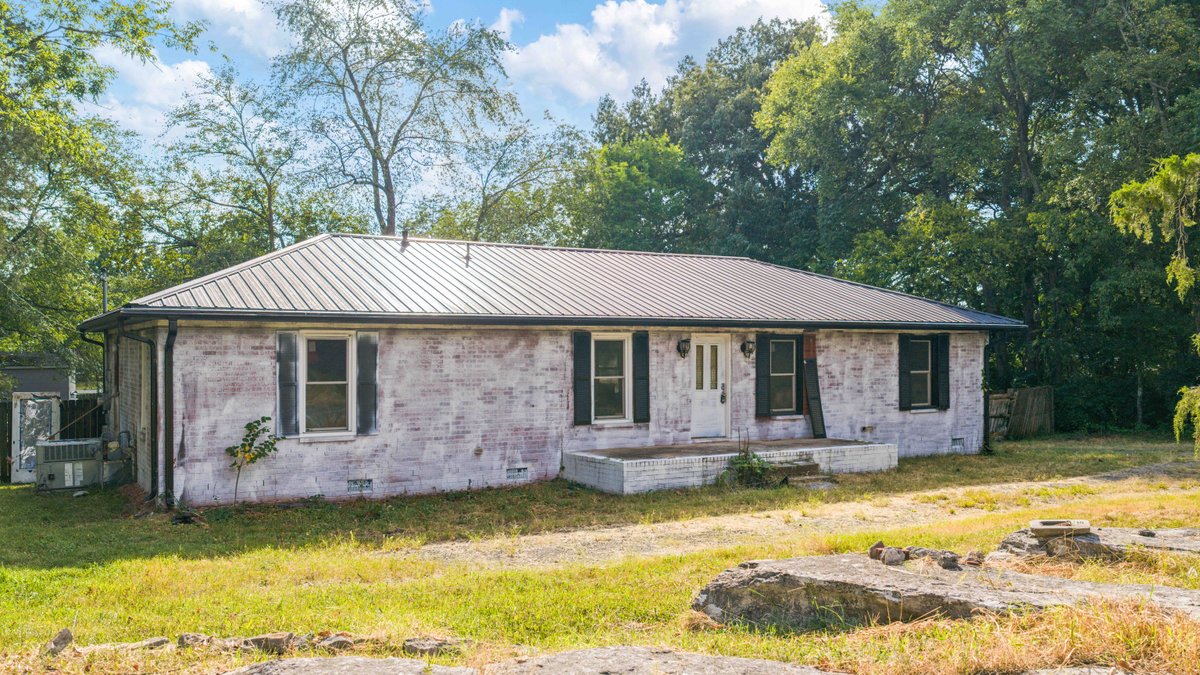 9709 Old Nashville Hwy.