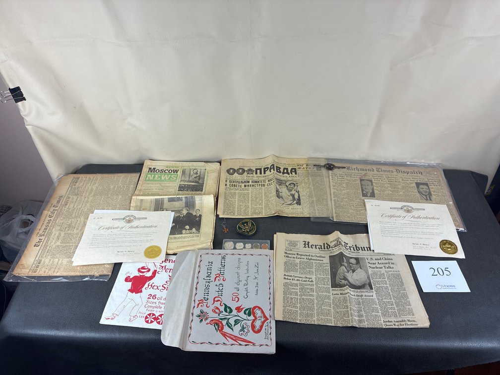 World History Newspaper, Collectible Quarters