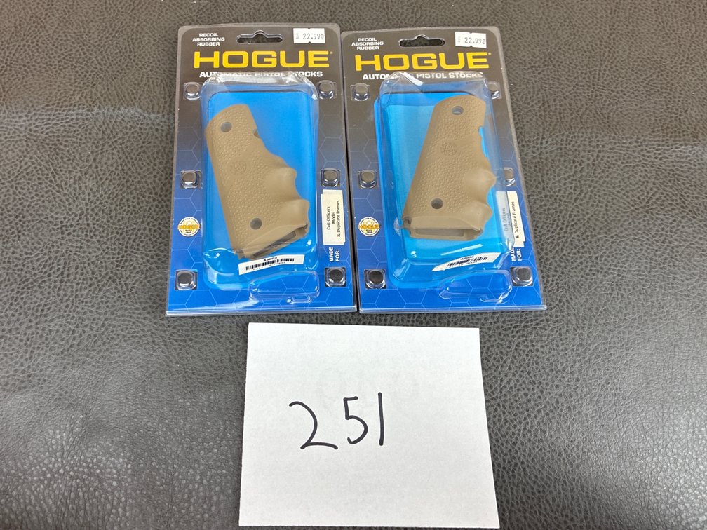 (2) Hogue Pistol Ribber Grip