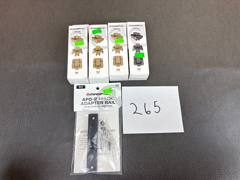 (4) Wck M-Lok (1) Afg-2 Adapter Rail