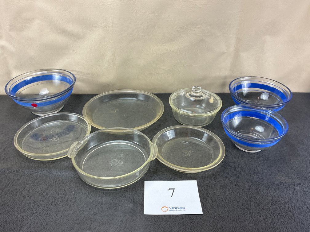 Pyrex Glassware