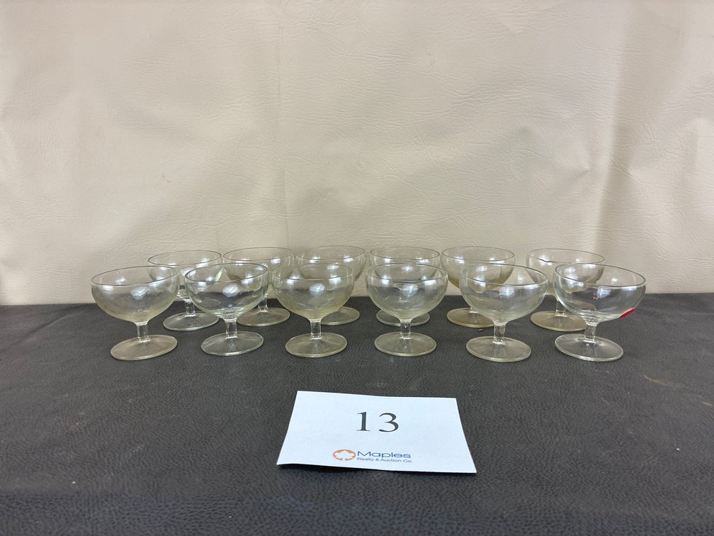 (12) Small Drinking Glasses
