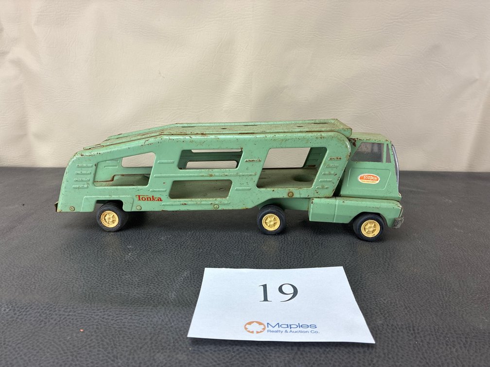 Vintage Metal Tonka Car Hauler