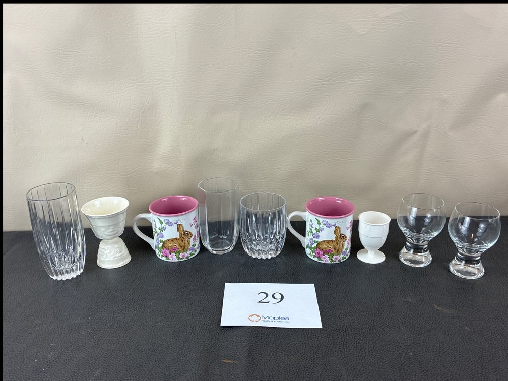 Coffee Cups and Glass Cups