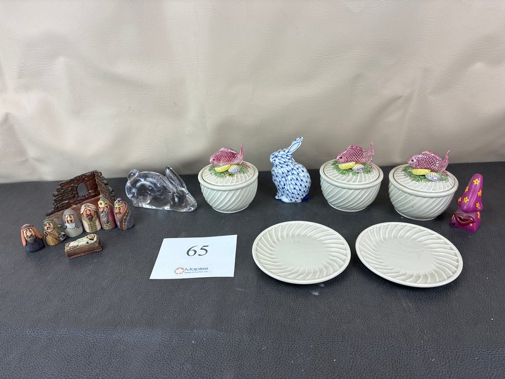 Nativity Scene Decorative Jars and Plates