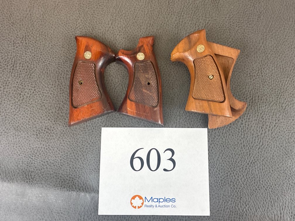 S&W Pistol Grips
