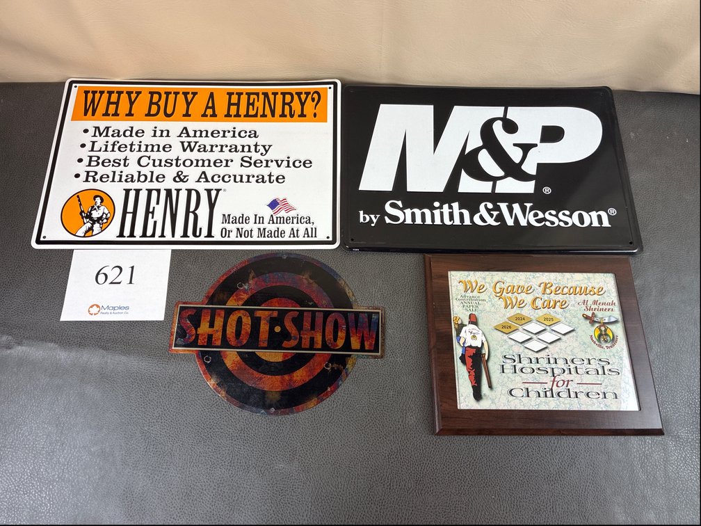(4) Signs Henry, M&P