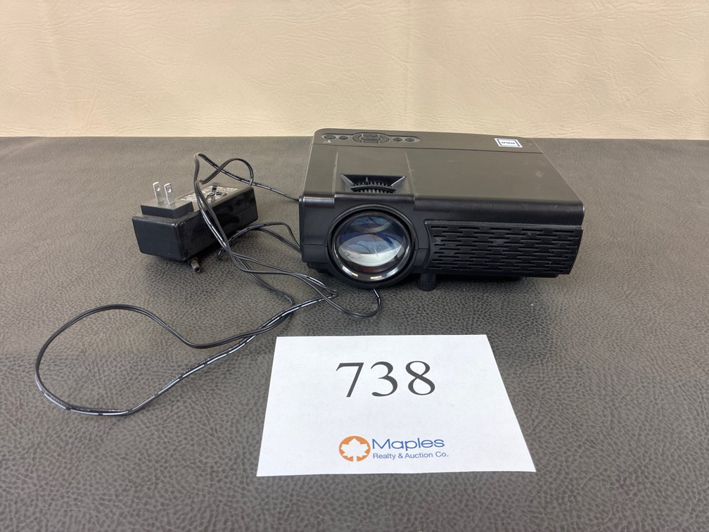 Lot 738