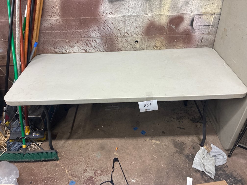 SampsonLite Folding Table