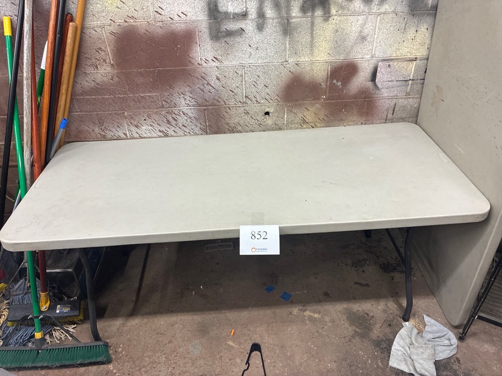 Sampsonlite Folding Table