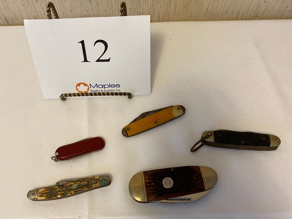 VARIOUS OLD KNIVES