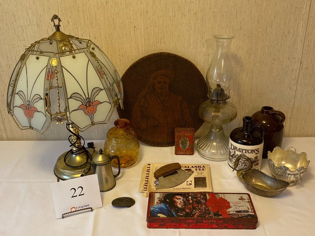 Lamp and Various Vintage Home Decor 