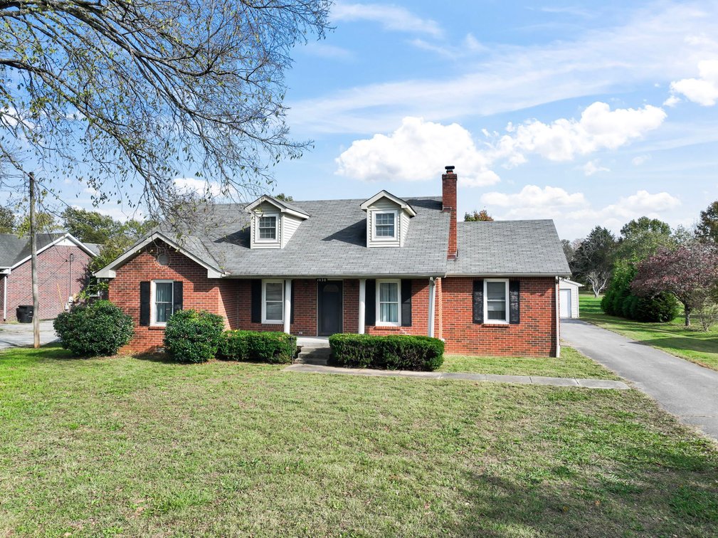 1038 Brinkley Rd