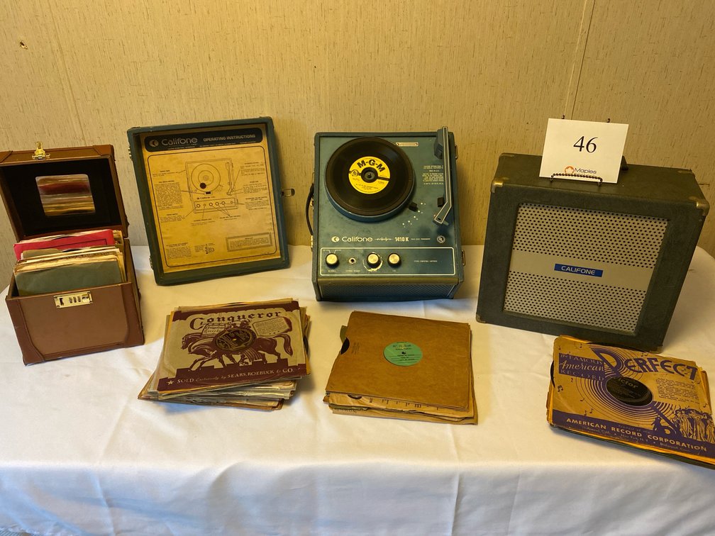 Califone Record Player with External Speaker and Records