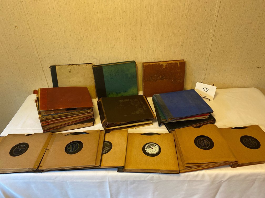 BOOKS OF VARIOUS 10” RECORDS