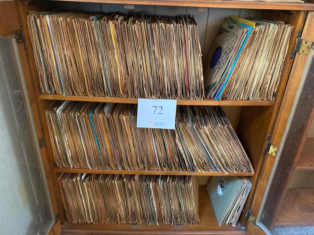 VARIOUS 10” RECORDS ( CABINET NOT INCLUDED)