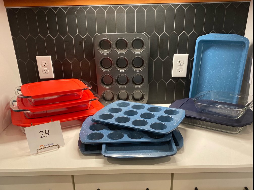 PYREX CASSEROLE DISHES, PAULA DEEN BAKING/MUFFIN PANS