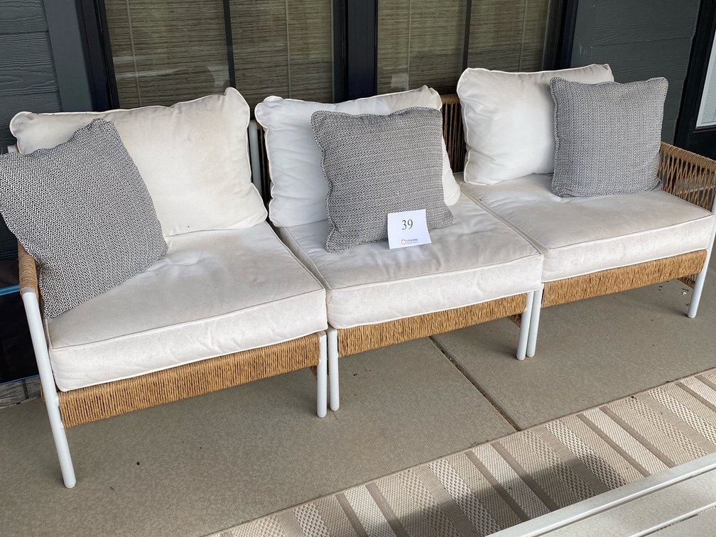 OUTDOOR COUCH MATCHES LOTS 38 & 40
