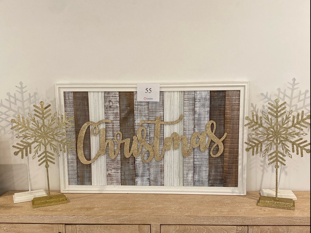 CHRISTMAS PICTURE 28”x 47” AND 4 METAL SNOWFLAKES