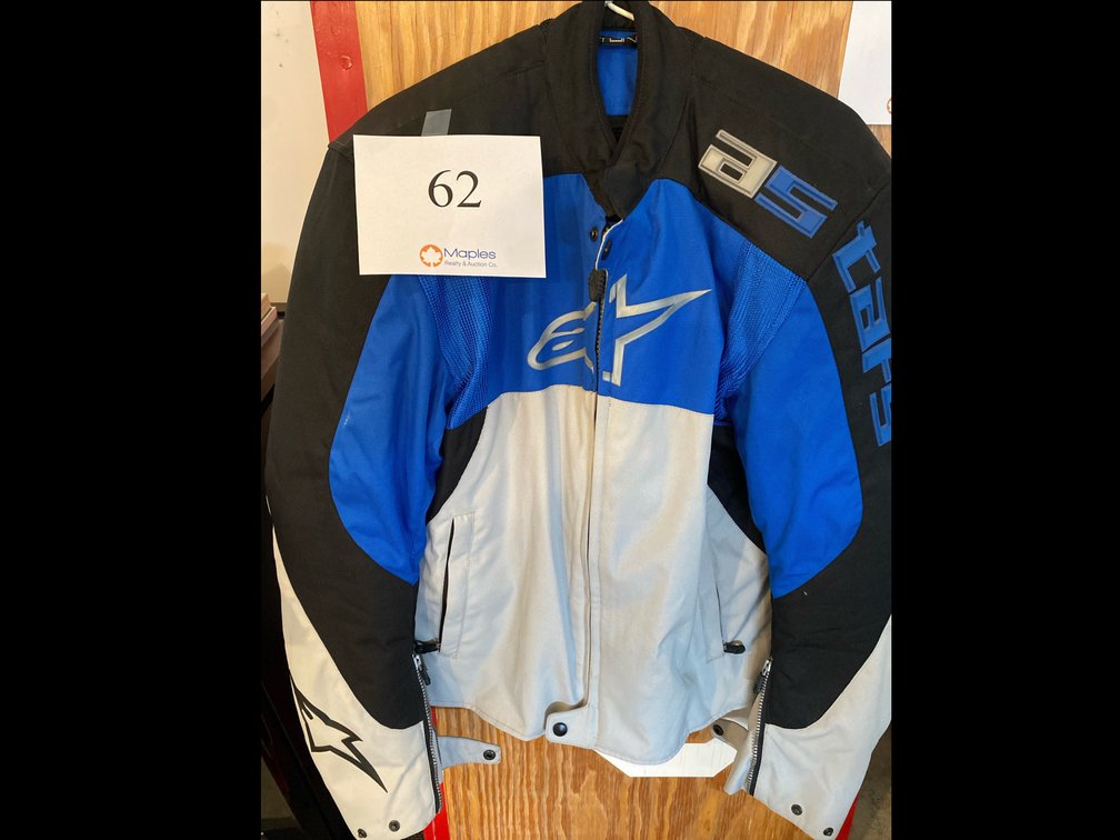 ALPINESTARS SIZE MEDIUM MOTORCYCLE JACKET