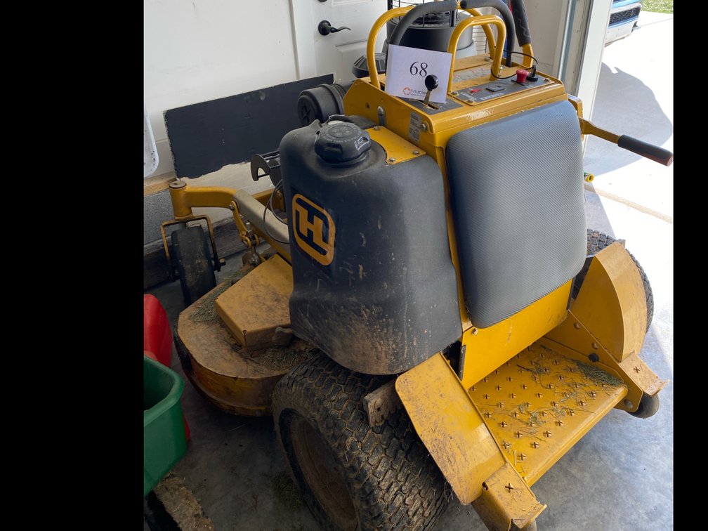 HUSTLER STAND UP MOWER 178 hours