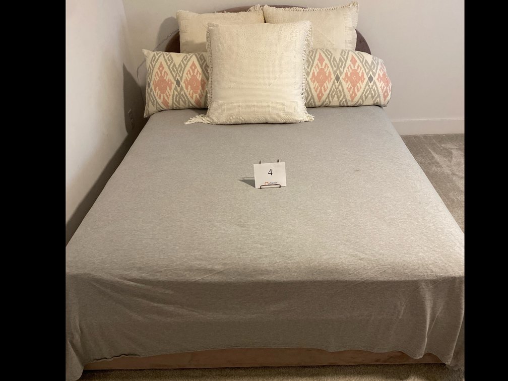 QUEEN BED WITH DRAWERS, MATTRESS AND PILLOWS