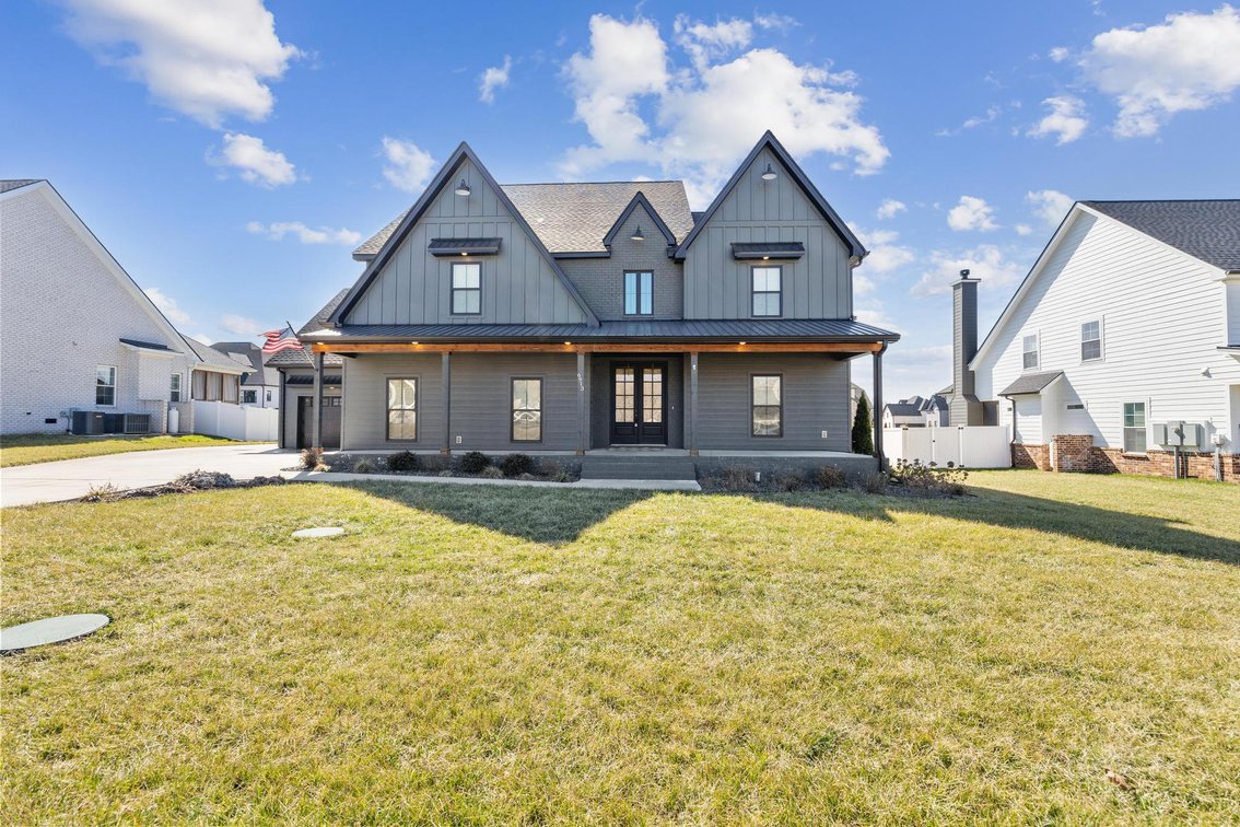 6913 Pembrooke Farms Dr.