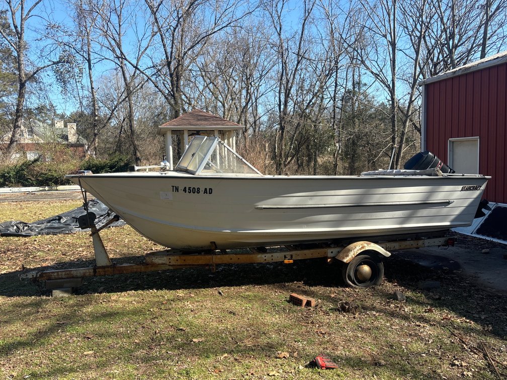 1979 18ft Starcraft Boat