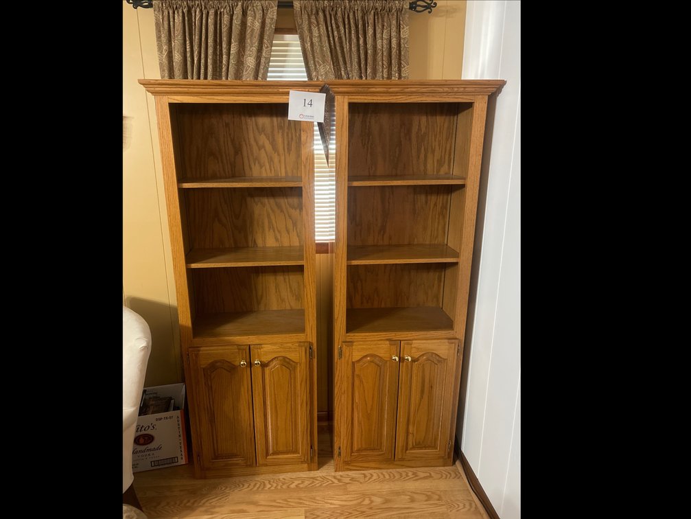 2 Wooden Bookshelves