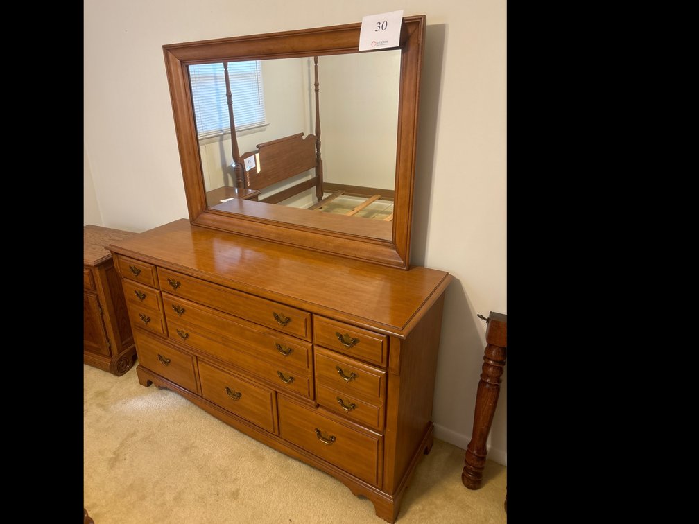 Wooden Dresser w Mirror
