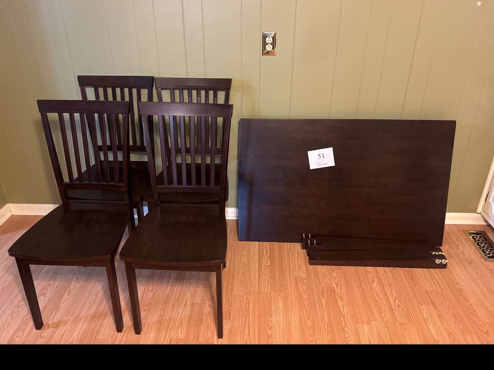 Kitchen Table & Chairs