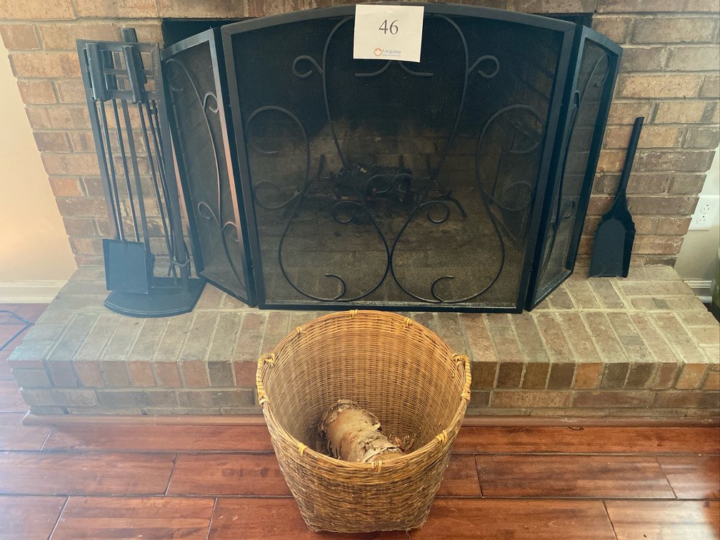METAL FIREPLACE SCREEN, SET OF METAL FIREPLACE TOOLS, WICKER BASKET 