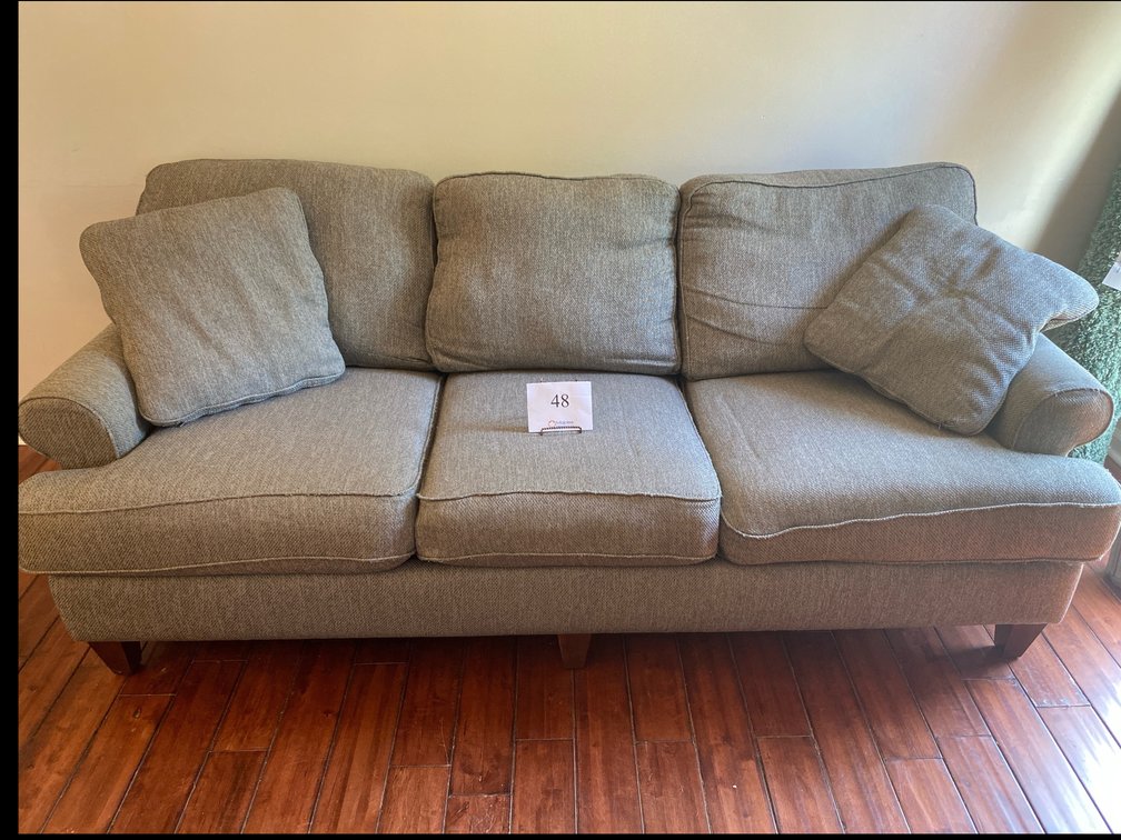 LAZY BOY SOFA 88”W