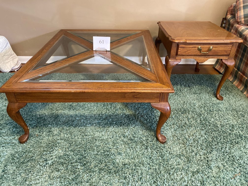 MATCHING COFFEE TABLE AND END TABLE 