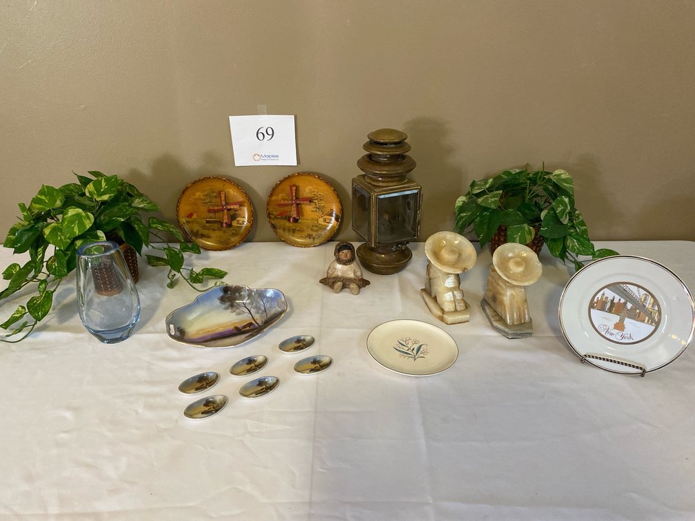 NORITAKE HAND PAINTED SERVING SET, MADE IN HOLLAND HAND PAINTED WOODEN WINDMILL PLATES, NEW YORK STATUE OF LIBERTY PLATE, FLORAL CHINA PLATE, BRASS OIL LAMP, MARBLE BOOKENDS, ESKIMO STATUE, GLASS VASE WITH ENGRAVED SHIP, 