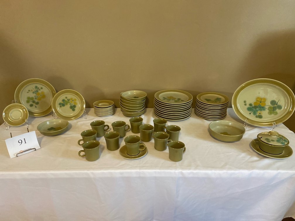 MAKASA GARDEN HARVEST DINNERWARE SET 