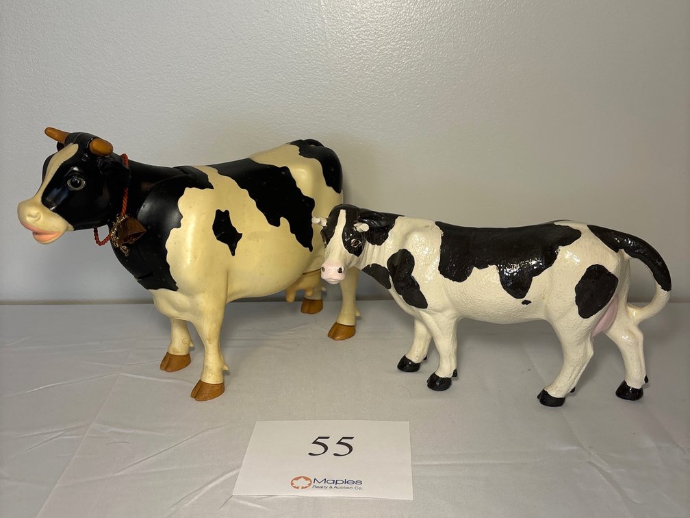Vintage Cow Decor