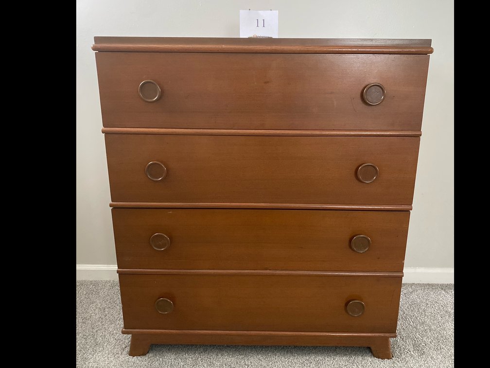 CHEST OF DRAWERS 