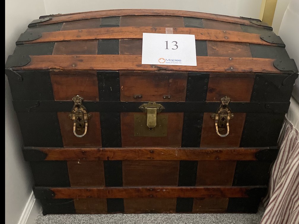 WOODEN HOPE CHEST 24”H x 28” W x 18” D