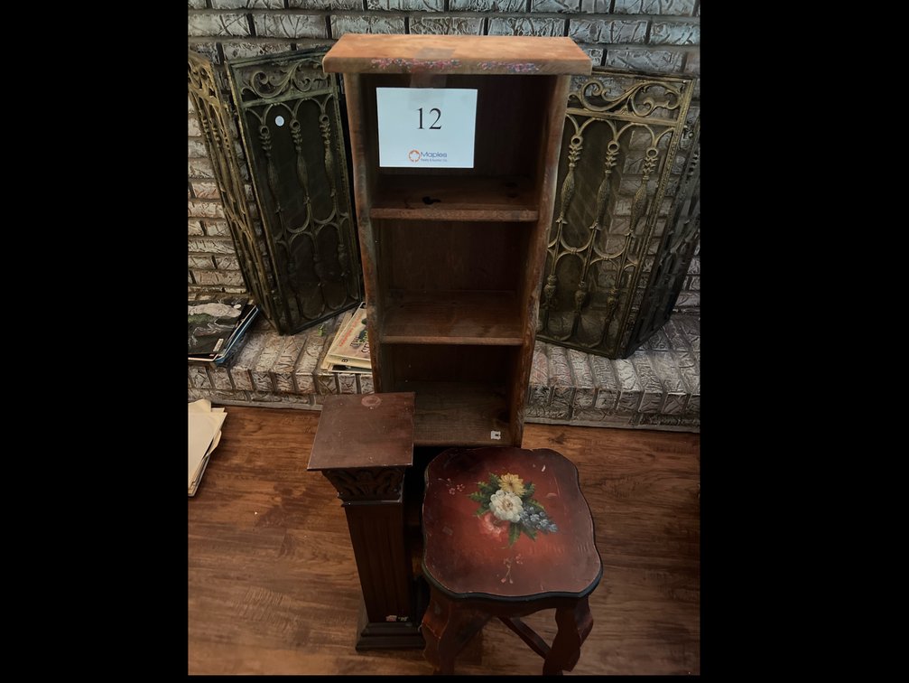 Shelf/table/stand
