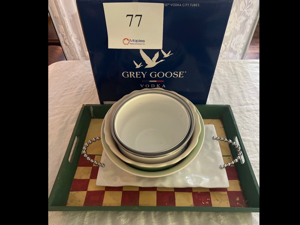 Bowls/serving trays