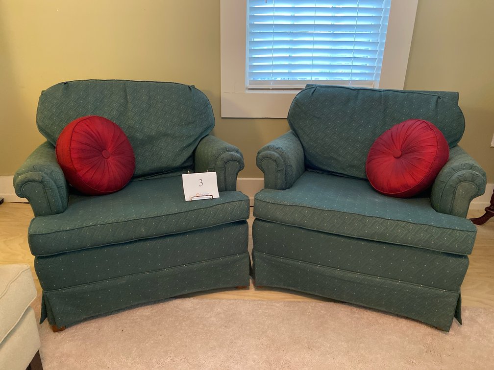 PAIR OF STATIONARY BEST CHAIRS (SEAT HEIGHT 17”)