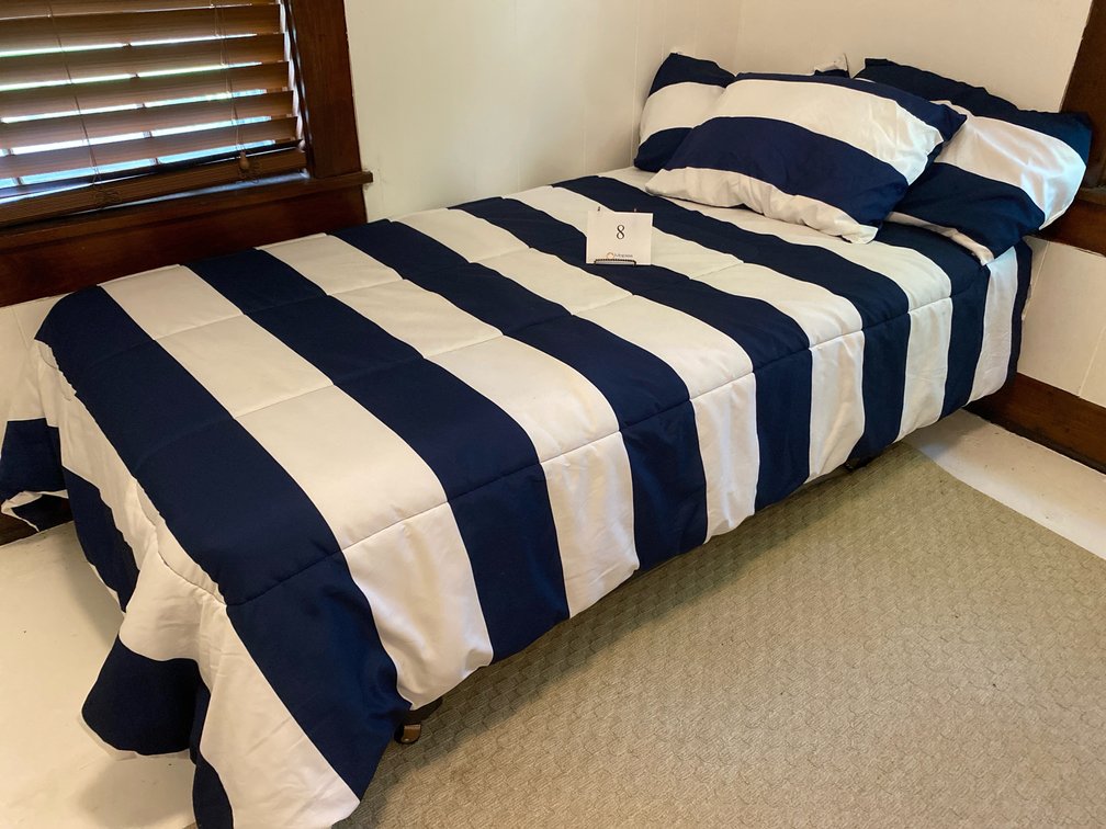 TWIN MATTRESS, BOXSPRING AND RAILS WITH COMFORTER