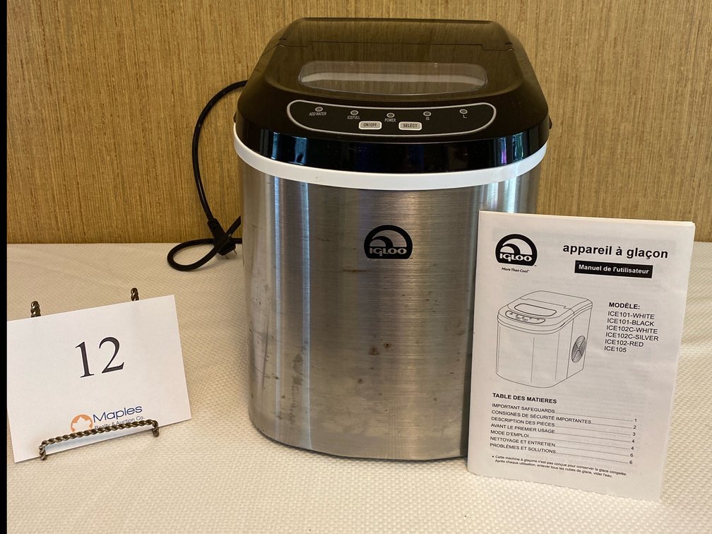 IGLOO ICE MAKER 