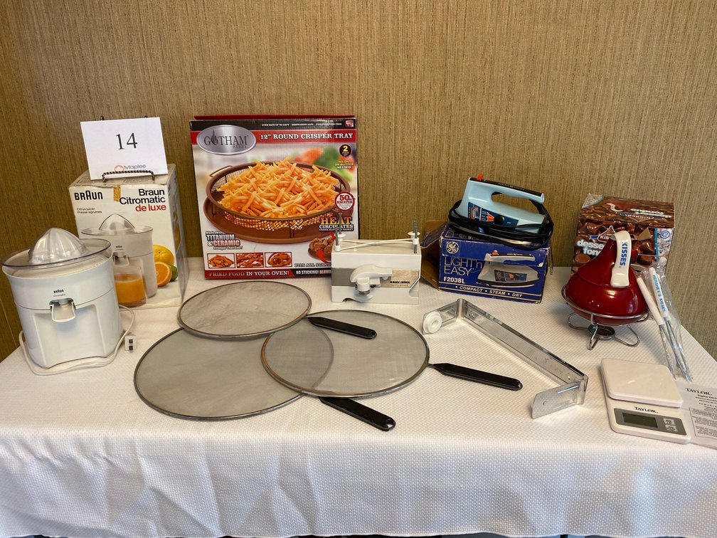 GOTHAM STEEL ROUND CRISPER TRAY, BRAUN JUICER, HERSHEY’S DESSERT FONDUE POT, TAYLOR DIGITAL KITCHEN SCALES, GE COMPACT IRON, B&D ELECTRIC CAN OPENER, SPLASH GUARDS, PAPER TOWEL HOLDER