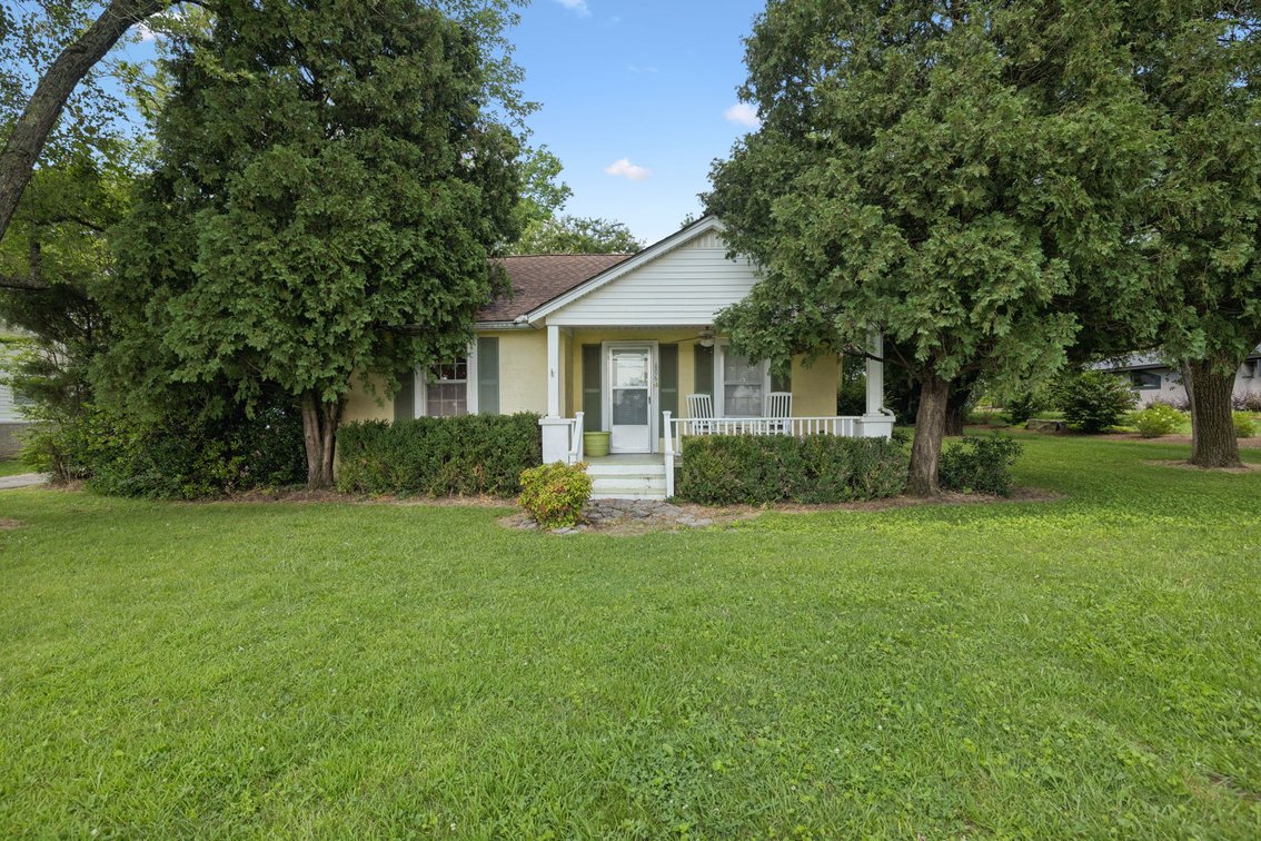 606 W. Main St.