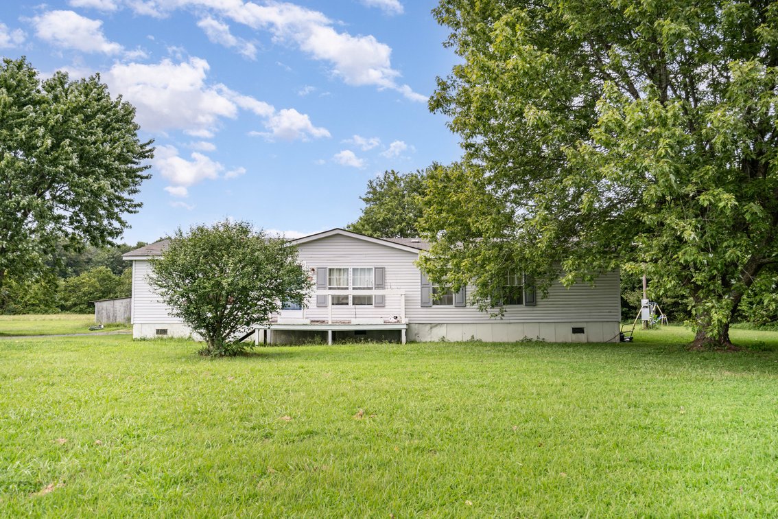 1565 Eugene Reed Rd.